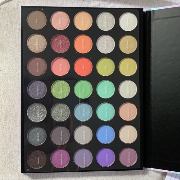 Morphe 35I Icy Fantasy Pony Collab NIB - Picture 3 of 4